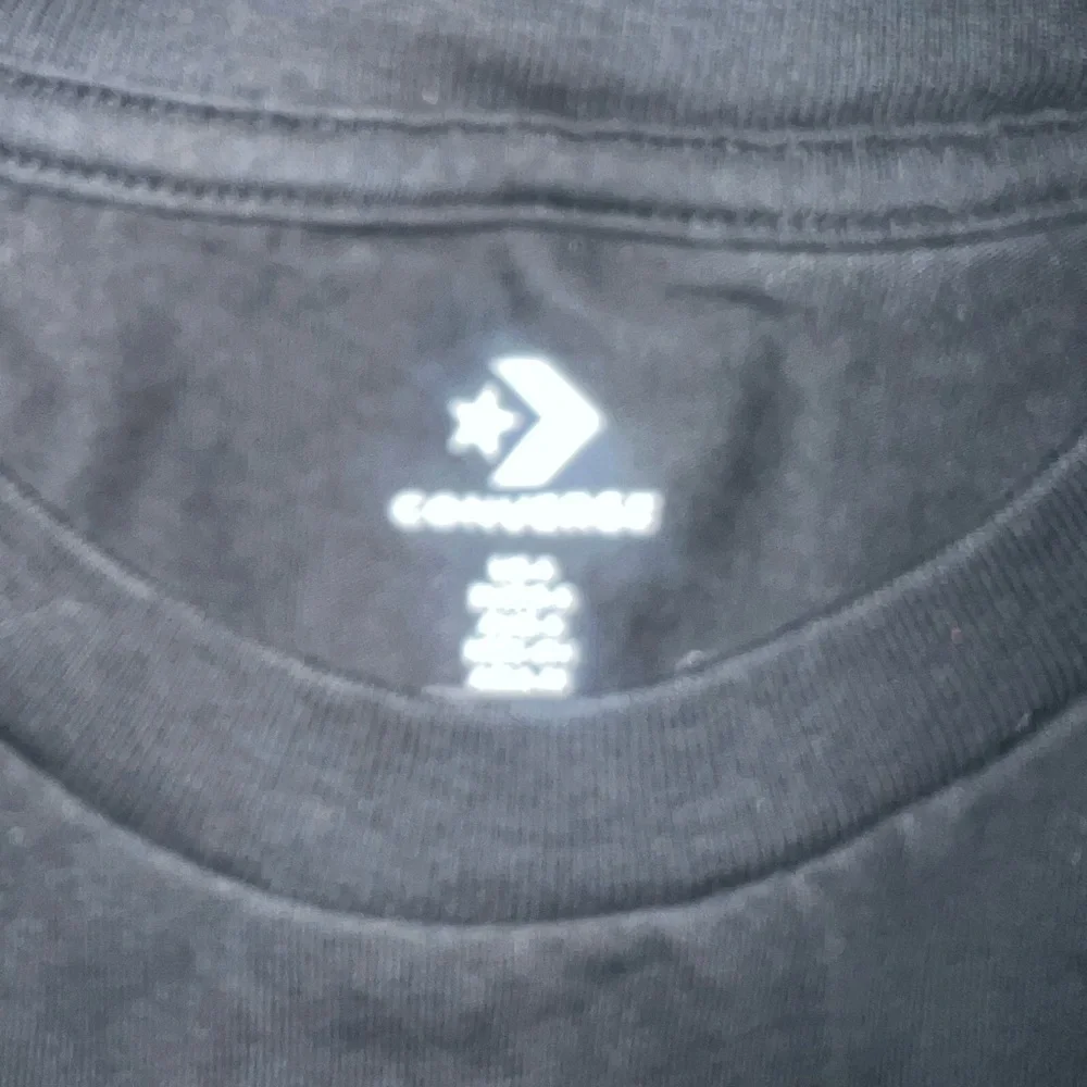 Converse - Mens small- Black Tee with Vibrant Logo - Picture 2 of 2